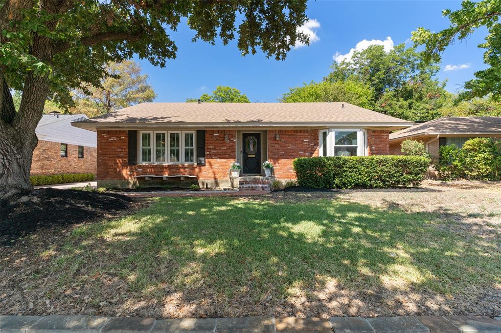 6759 E Mockingbird Lane Property Photo 1