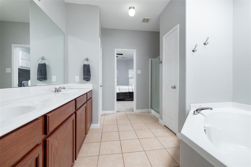 113 Dodge City Court Property Photo 28