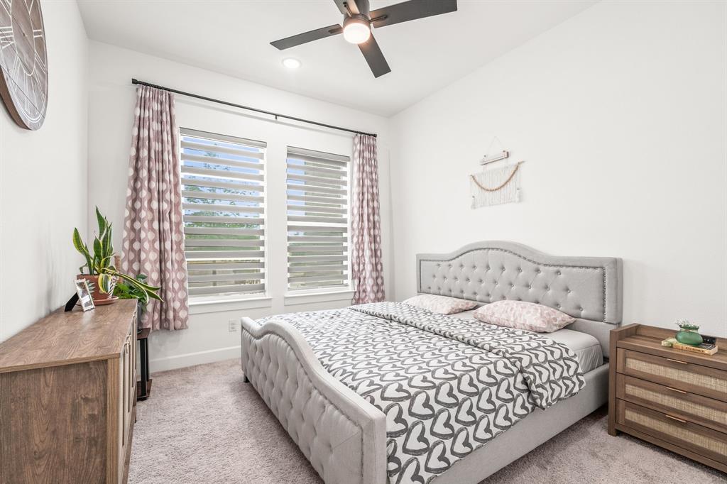2711 Woodside Road Property Photo 16