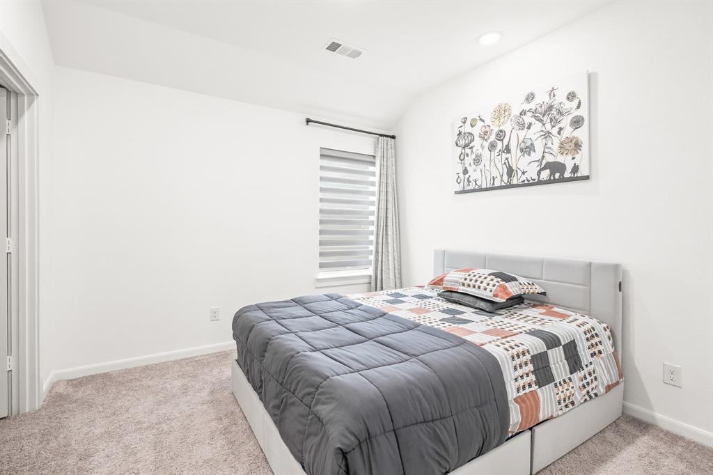 2711 Woodside Road Property Photo 27