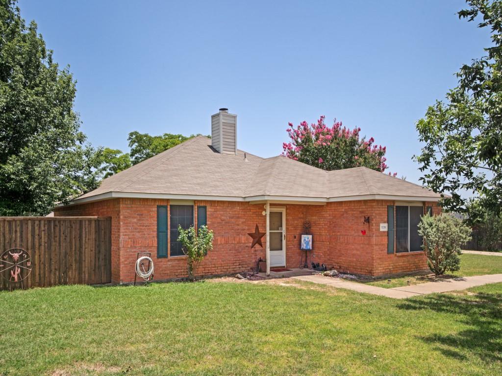 1036 Summit Drive Property Photo 1