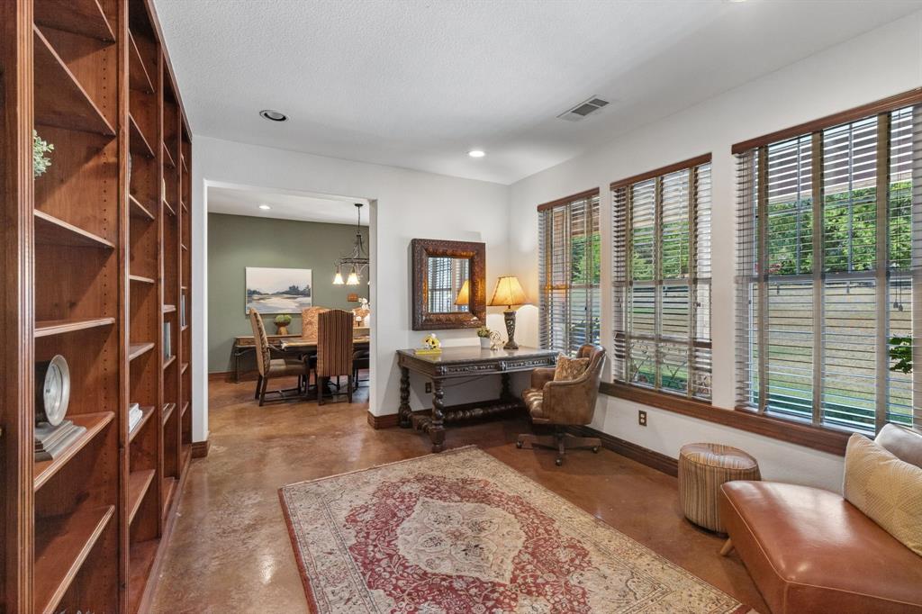 3227 Berry Hollow Property Photo 5