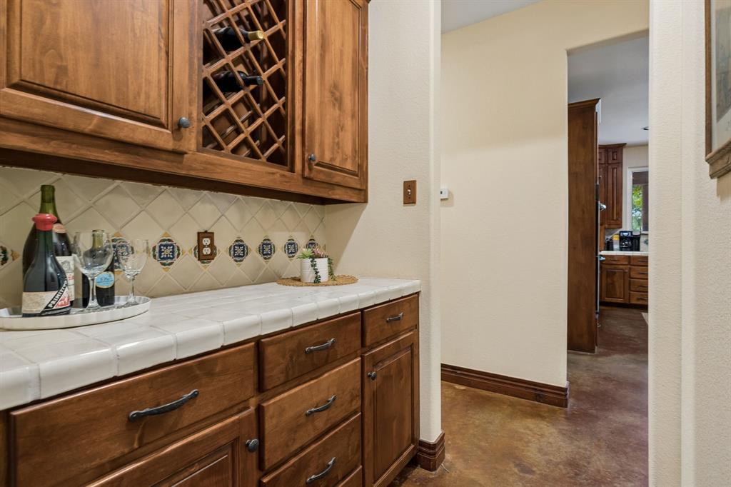 3227 Berry Hollow Property Photo 16