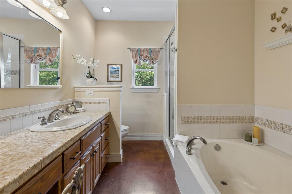 3227 Berry Hollow Property Photo 20