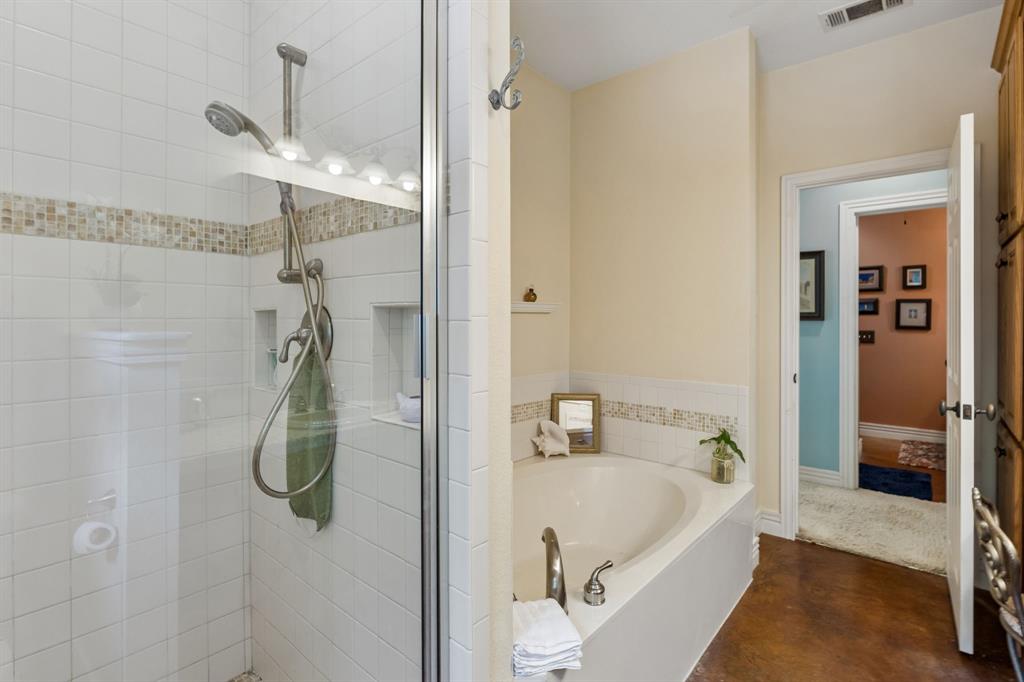 3227 Berry Hollow Property Photo 21