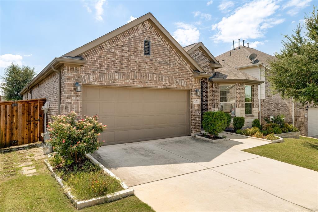 1004 Baynes Drive Property Photo 1