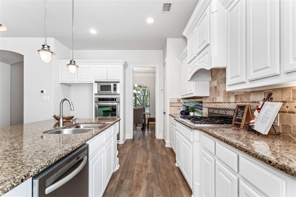2361 Hedgewood Lane Property Photo 12