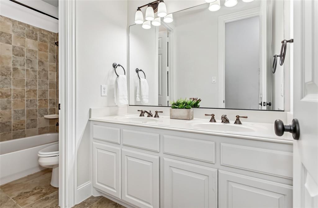 2361 Hedgewood Lane Property Photo 22