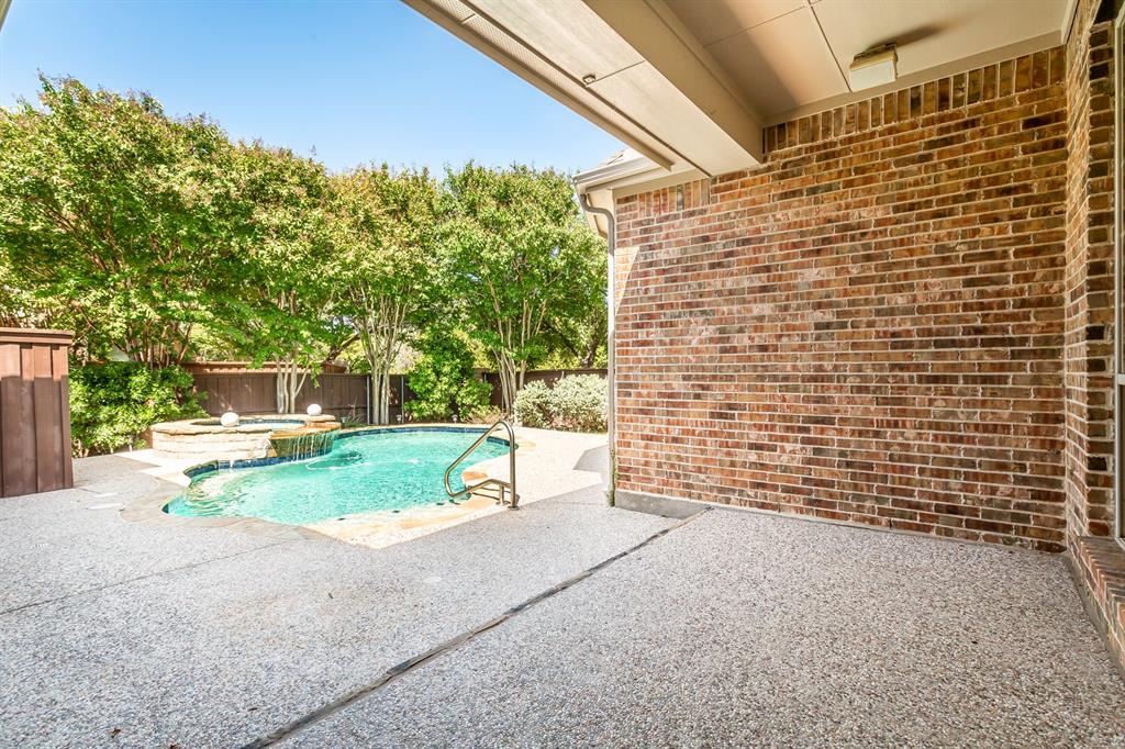 2361 Hedgewood Lane Property Photo 32