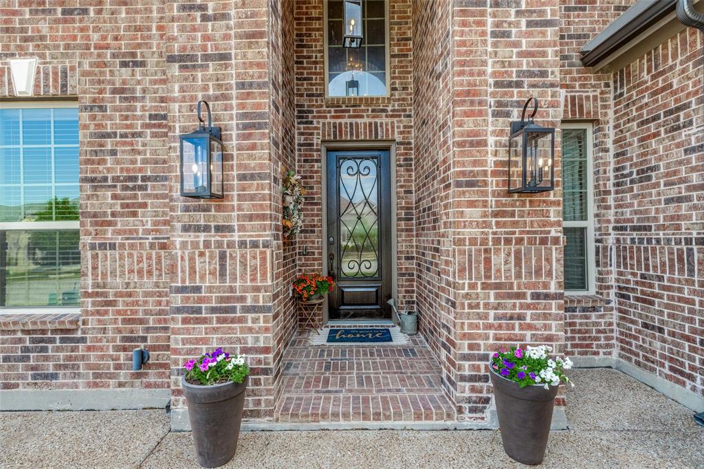 16418 Moss Haven Lane Property Photo 4