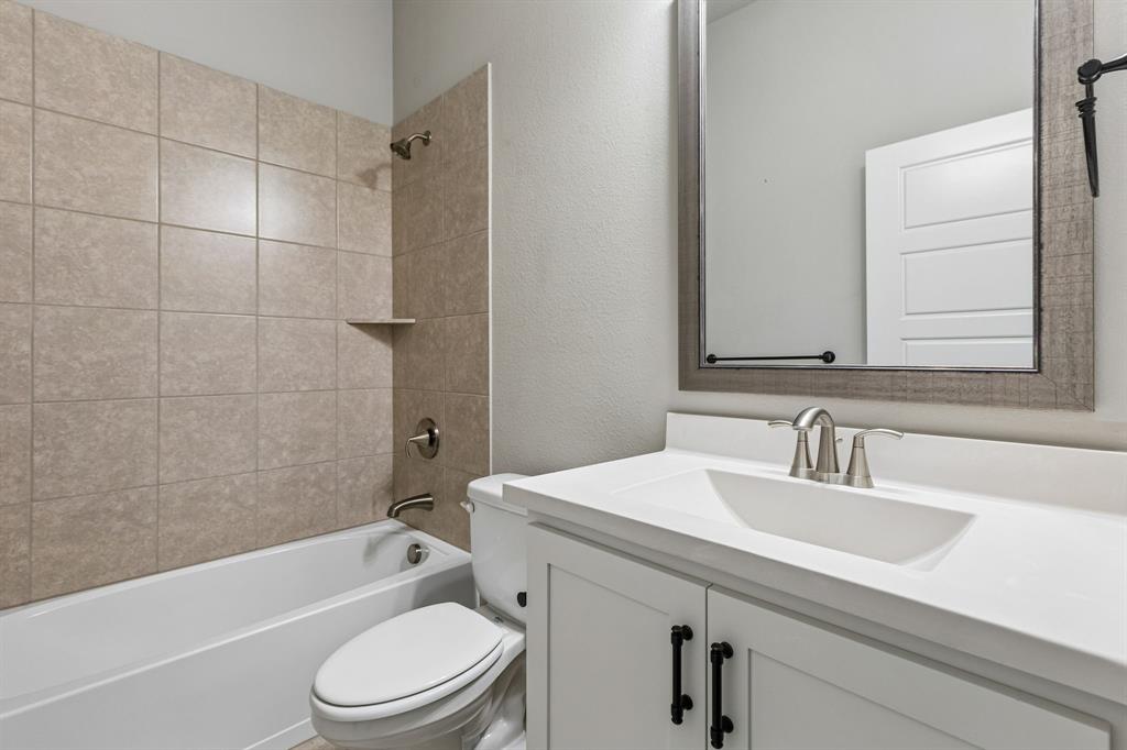 4717 Beaver Creek Drive Property Photo 21