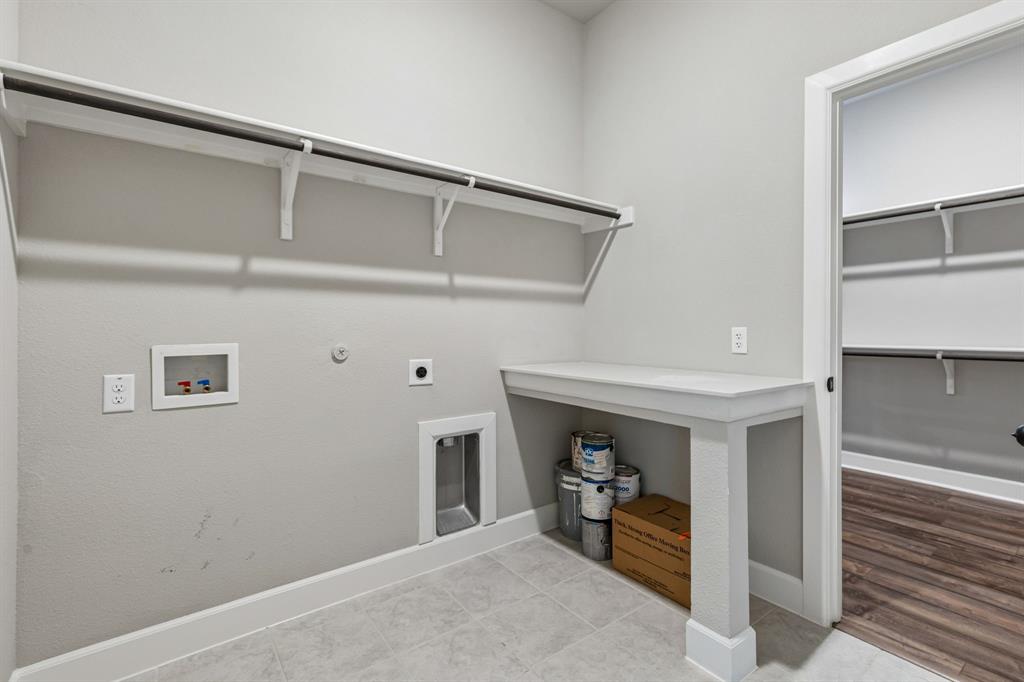 4717 Beaver Creek Drive Property Photo 23