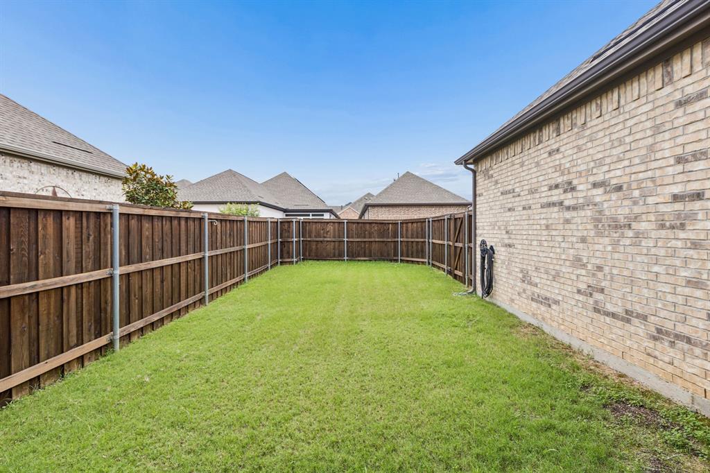 4717 Beaver Creek Drive Property Photo 27