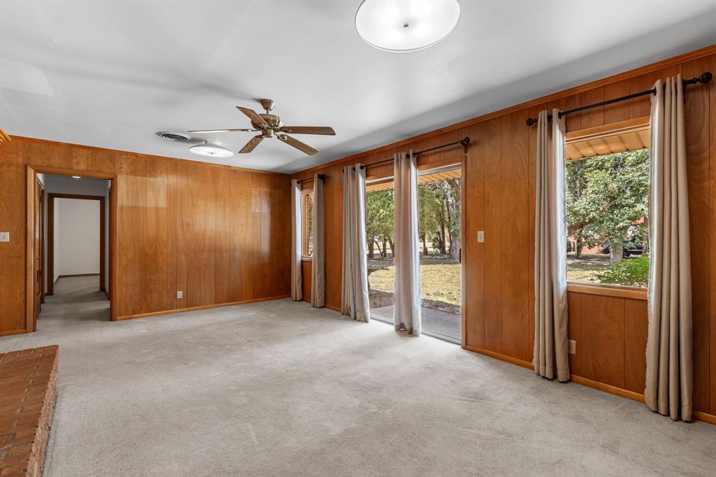 1152 W California Street Property Photo 12