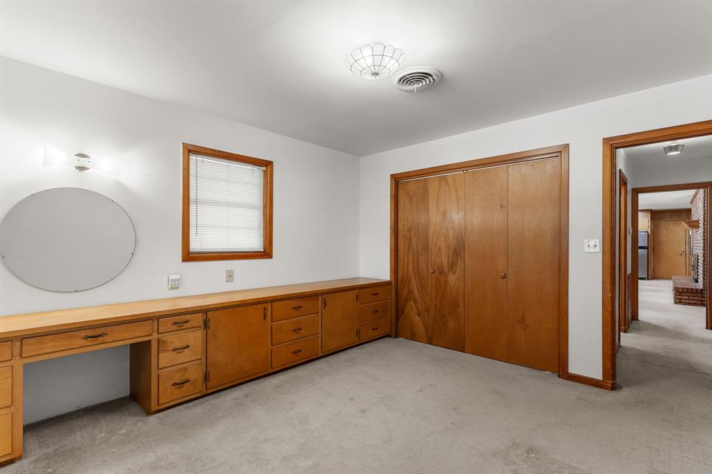1152 W California Street Property Photo 30