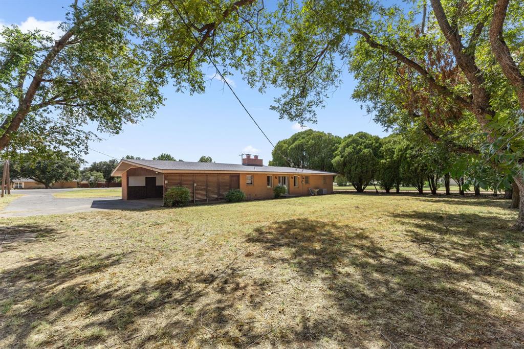 1152 W California Street Property Photo 37