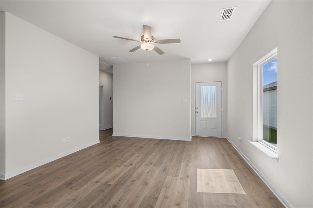 8313 White Wolf Trail Property Photo 4