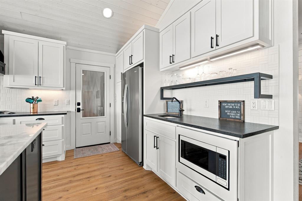 4210 Bar Harbor Court Property Photo 17