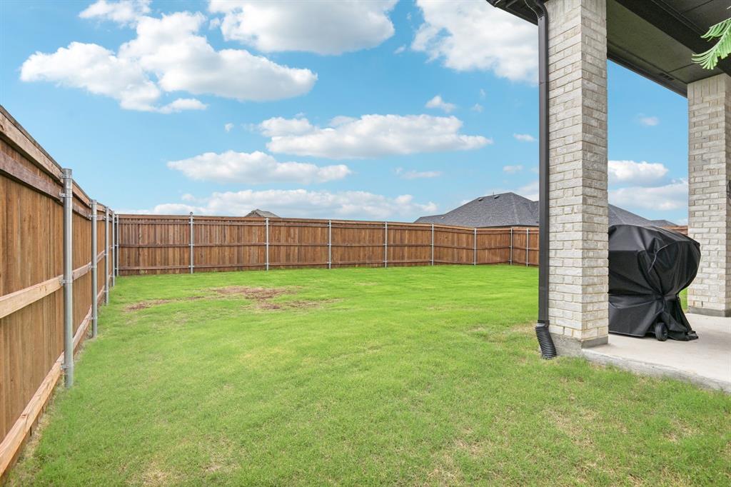 8005 Grotto Drive Property Photo 39