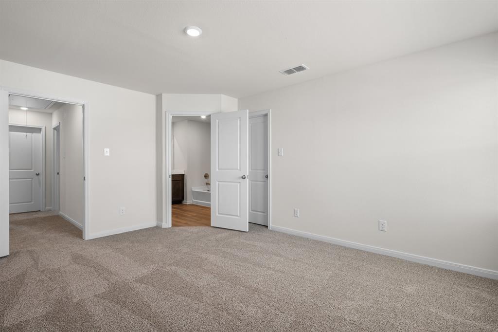8433 White Wolf Trail Property Photo 9