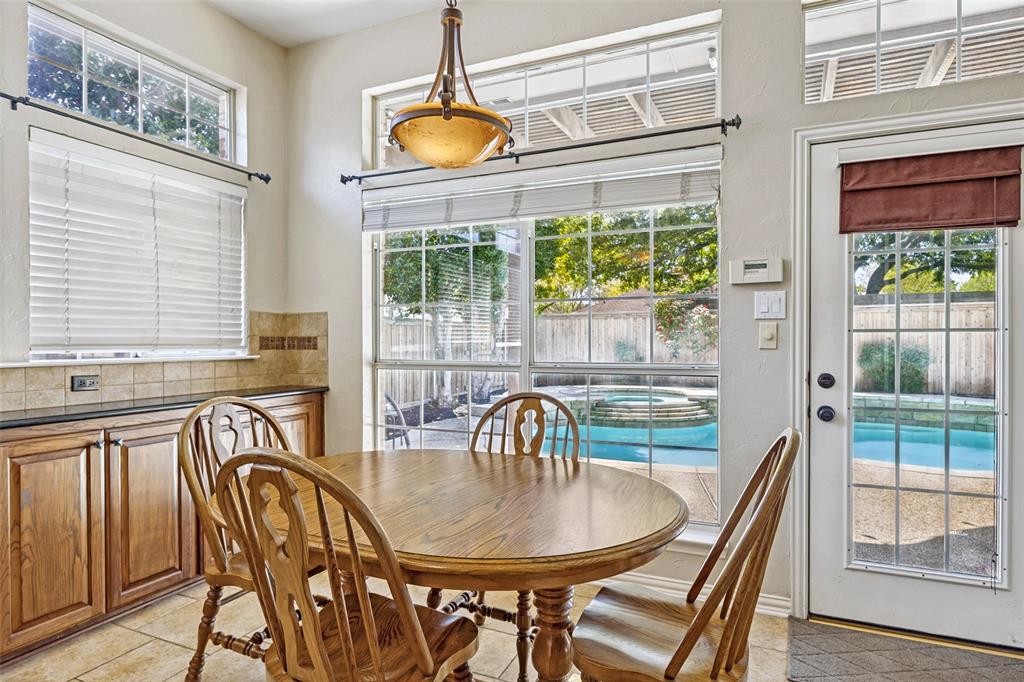 821 Shorewood Drive Property Photo 10