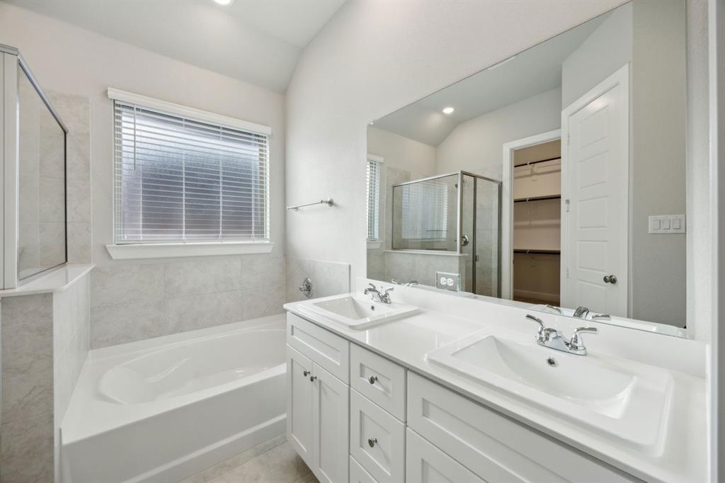 3945 Avendale Drive Property Photo 6