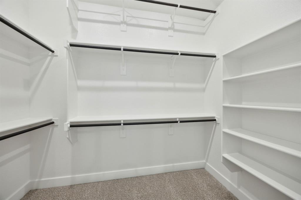 3945 Avendale Drive Property Photo 7