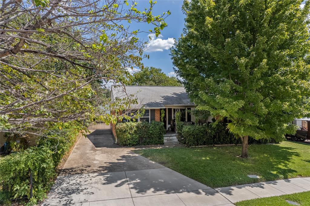 9432 Lenel Property Photo 1