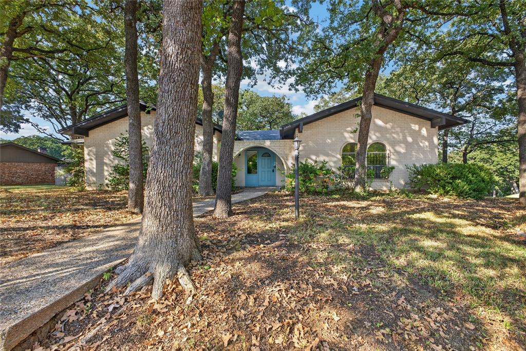 908 Chestnut Drive Property Photo 1