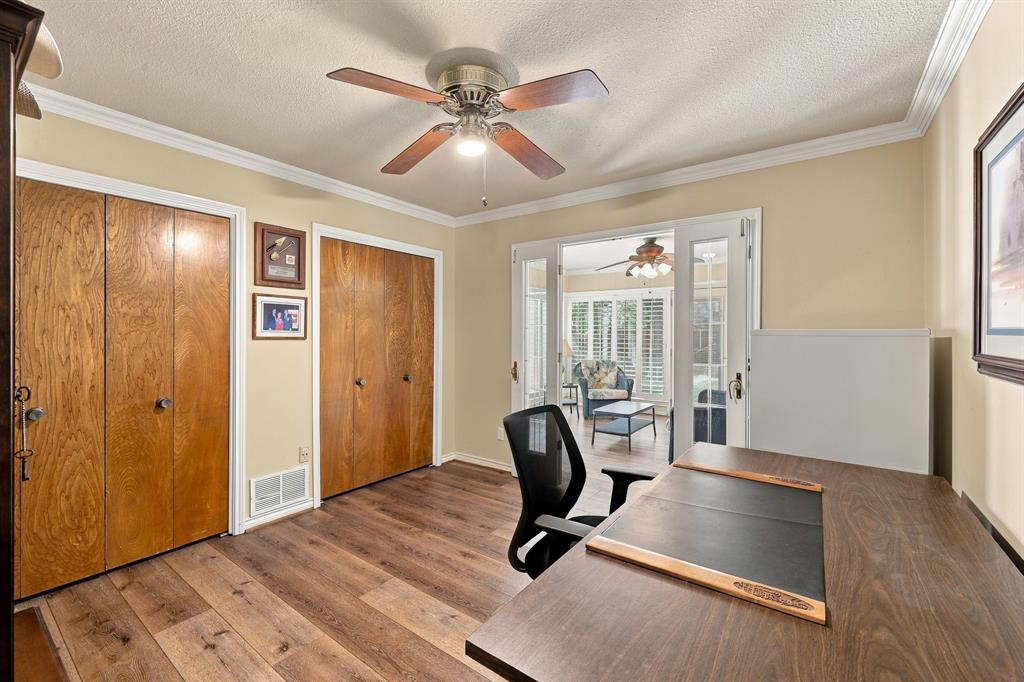 1710 Tennyson Drive Property Photo 14