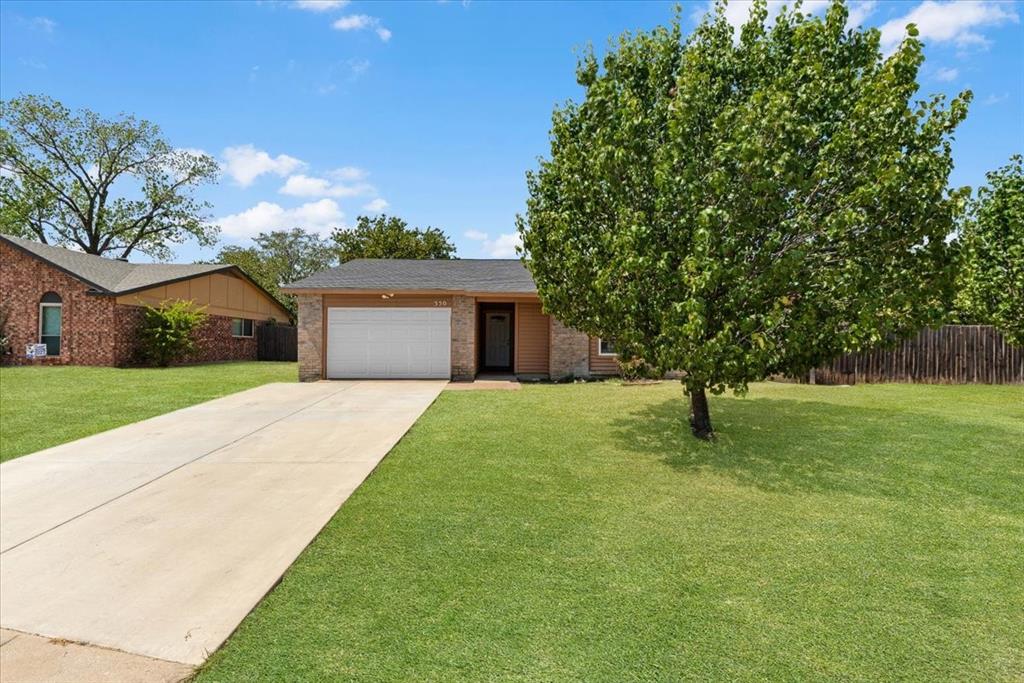 350 Ridgecrest Property Photo 4