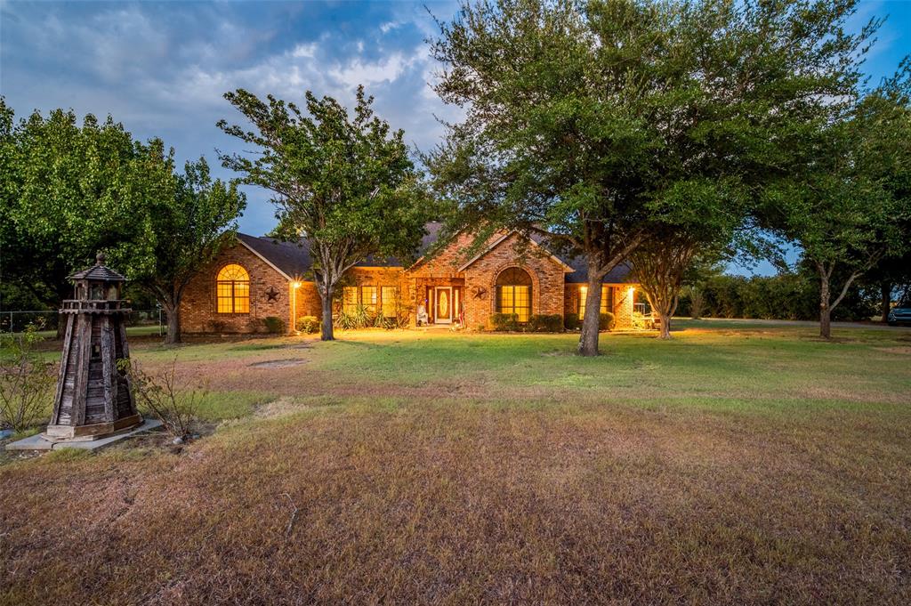 611 Combine Road Property Photo 1