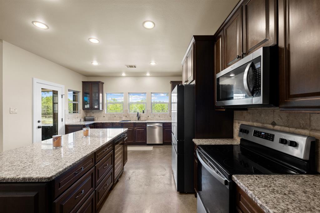3501 Pursley Road Property Photo 8