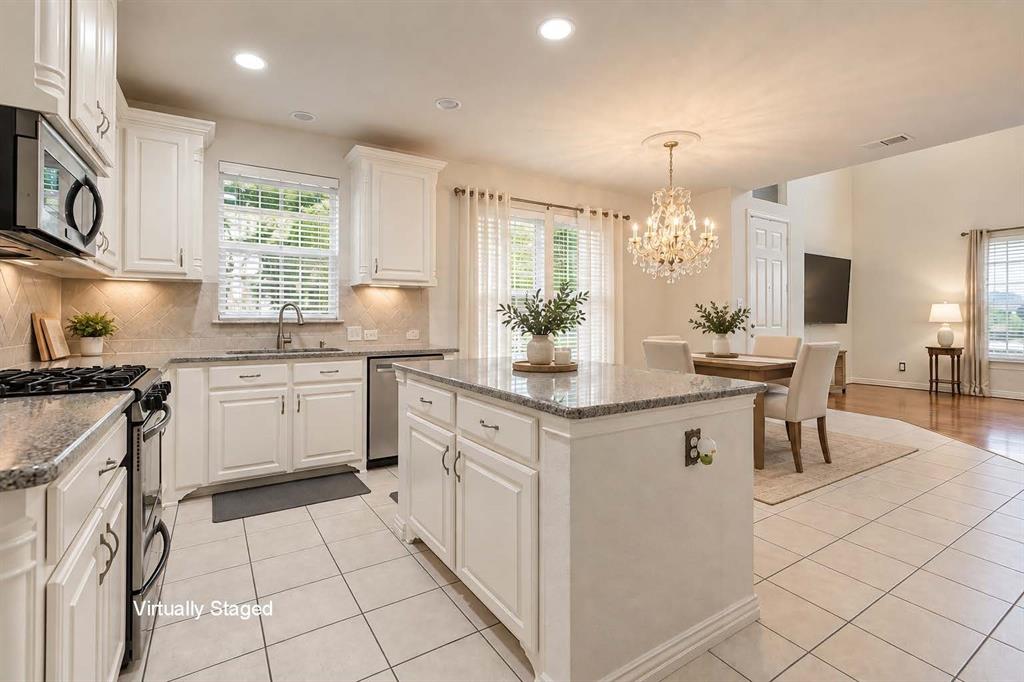 524 S Greenville Avenue Property Photo 1