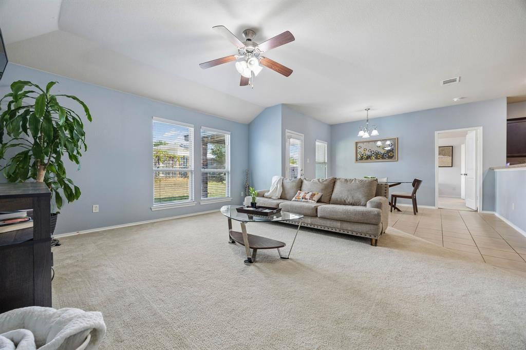817 Post Oak Trail Property Photo 14