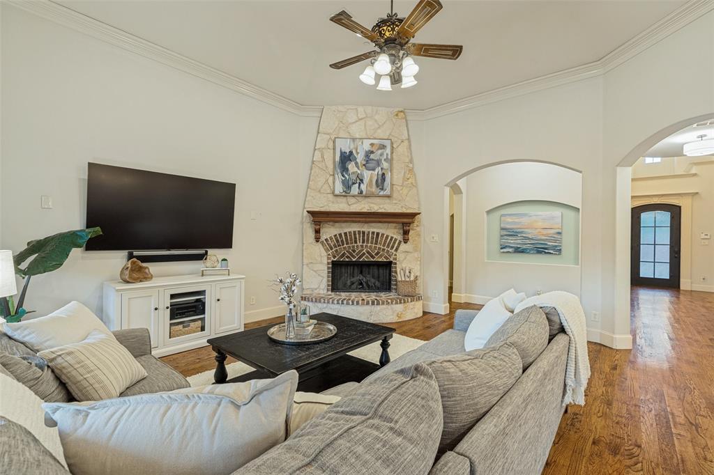 10757 Southbury Lane Property Photo 17
