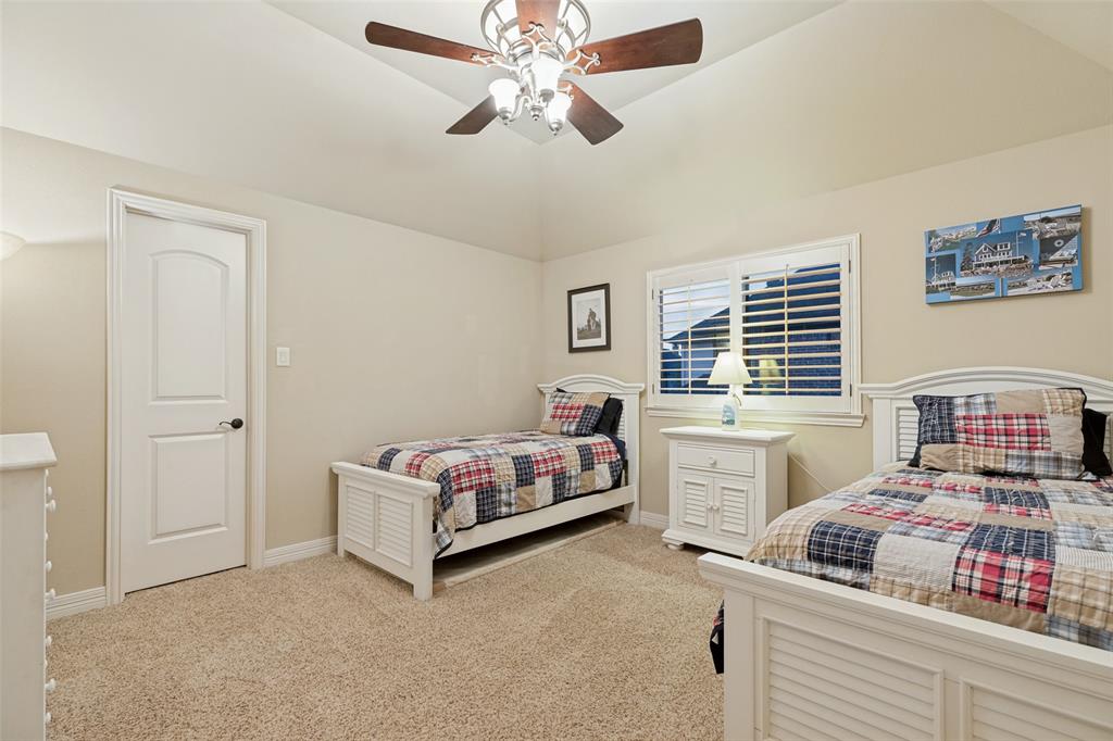 10757 Southbury Lane Property Photo 23