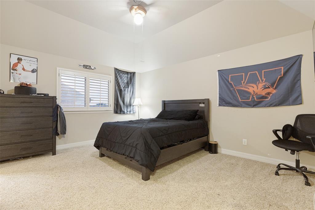 10757 Southbury Lane Property Photo 24