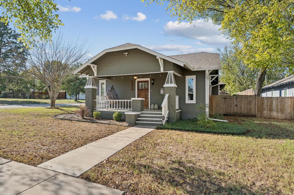 2844 S Adams Street Property Photo 1