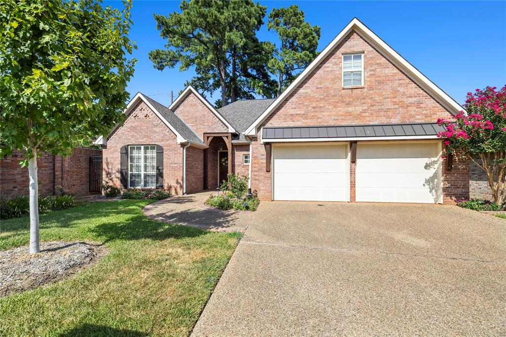 789 Fairmont Drive