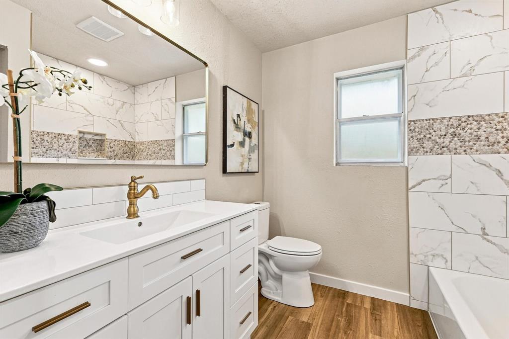 305 Brookview Drive Property Photo 25