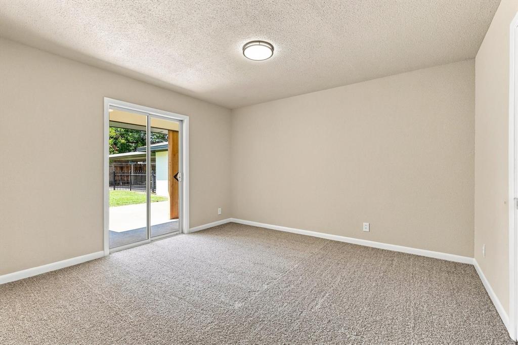 305 Brookview Drive Property Photo 27
