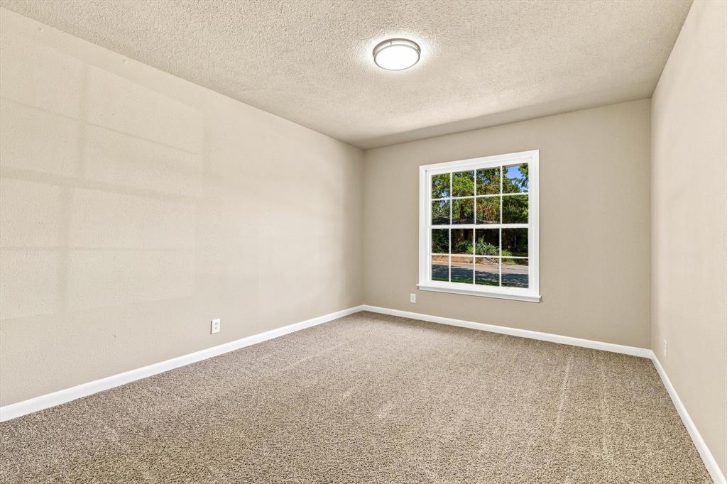 305 Brookview Drive Property Photo 33