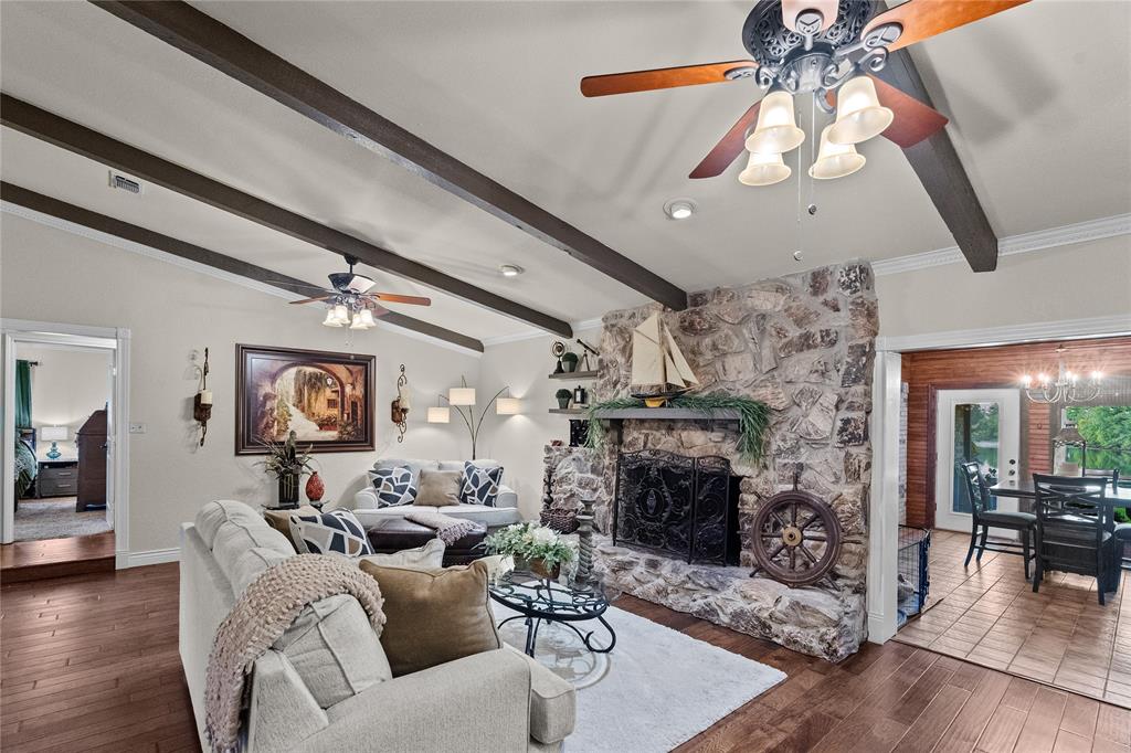 1625 Lakeshore Drive Property Photo 8
