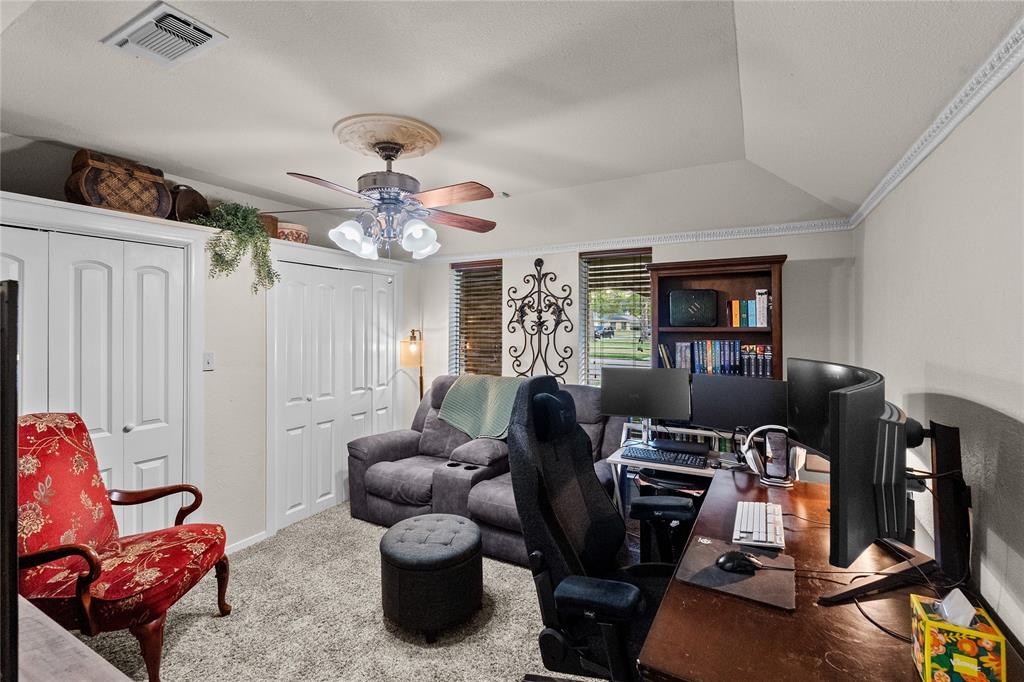 1625 Lakeshore Drive Property Photo 11