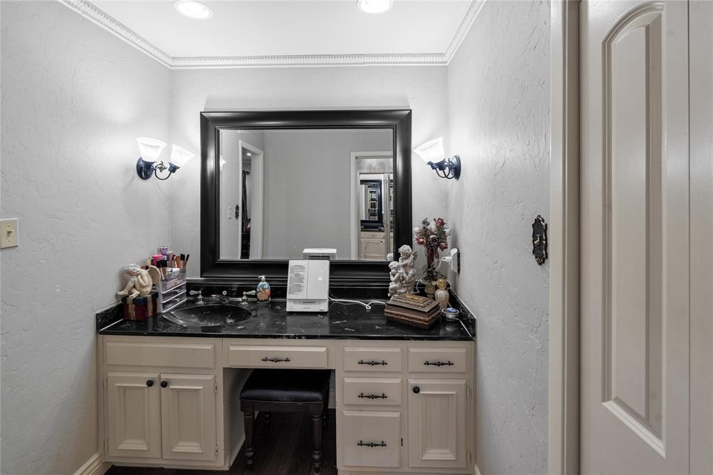 1625 Lakeshore Drive Property Photo 22