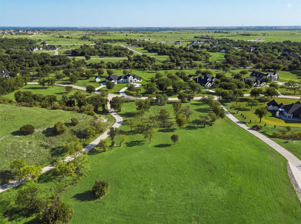 3049 Winding Creek Trail Property Photo 4
