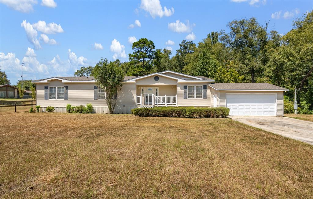 16202 County Road 165 Property Photo 1