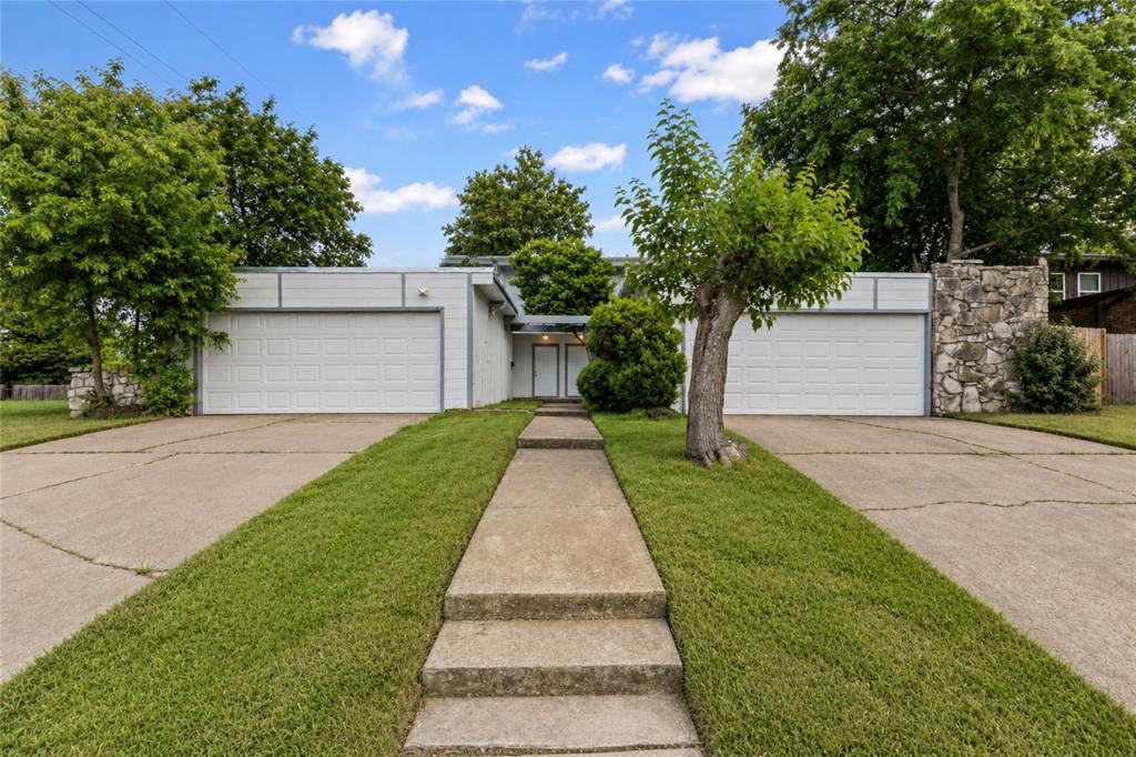 6315-6317 Walraven Circle Property Photo 1