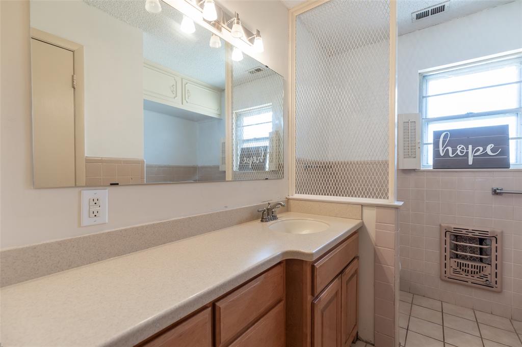 10 Harvard Place Property Photo 29